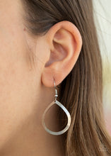 Load image into Gallery viewer, Drop By Drop - Green Necklace Paparazzi Accessories