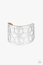 Load image into Gallery viewer, Garden Fiesta - White Bracelet Paparazzi Accessories