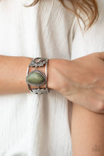 Load image into Gallery viewer, Sahara Seasons - Green Bracelet Paparazzi Accessories