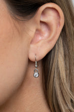 Load image into Gallery viewer, REIGN Them In - Green Necklace Paparazzi Accessories