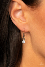 Load image into Gallery viewer, Spontaneous Sparkle - Green Rhinestone Necklace Paparazzi Accessories