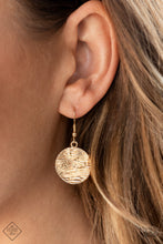 Load image into Gallery viewer, Circulating Shimmer Gold Necklace Paparazzi Accessories