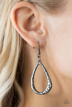 Load image into Gallery viewer, Relic Renaissance - Black Necklace Paparazzi Accessories