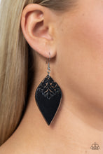 Load image into Gallery viewer, Naturally Nostalgic - Black Paparazzi Accessories