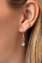 Load image into Gallery viewer, Flauntable Flamboyance - Black Necklace Paparazzi Accessories