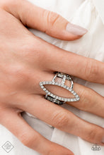 Load image into Gallery viewer, Glimpses of Malibu Complete Trend Blend 0622 Paparazzi Accessories