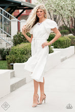 Load image into Gallery viewer, Glimpses of Malibu Complete Trend Blend 0622 Paparazzi Accessories