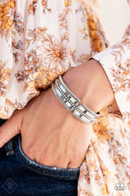 Load image into Gallery viewer, Simply Santa Fe Complete Trend Blend 1022 Paparazzi Accessories