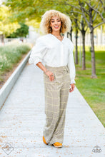 Load image into Gallery viewer, Glimpses of Malibu Complete Trend Blend 1122 Paparazzi Accessories