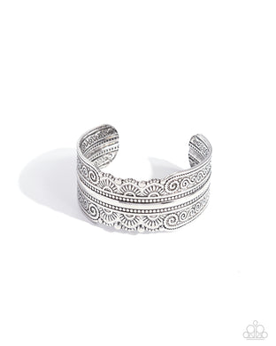 Into the Horizon - Silver Paparazzi Accessories