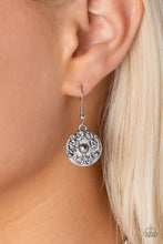 Load image into Gallery viewer, Poppy Persuasion - Black Paparazzi Accessories