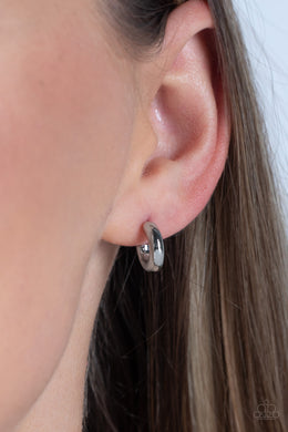 Catwalk Curls - Silver Paparazzi Accessories