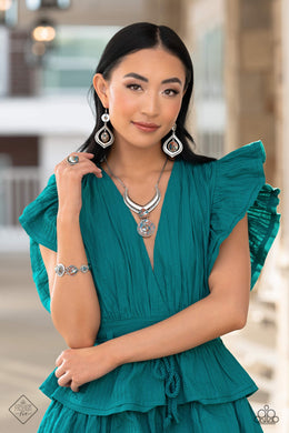 Simply Santa Fe Complete Trend Blend 0423 Paparazzi Accessories