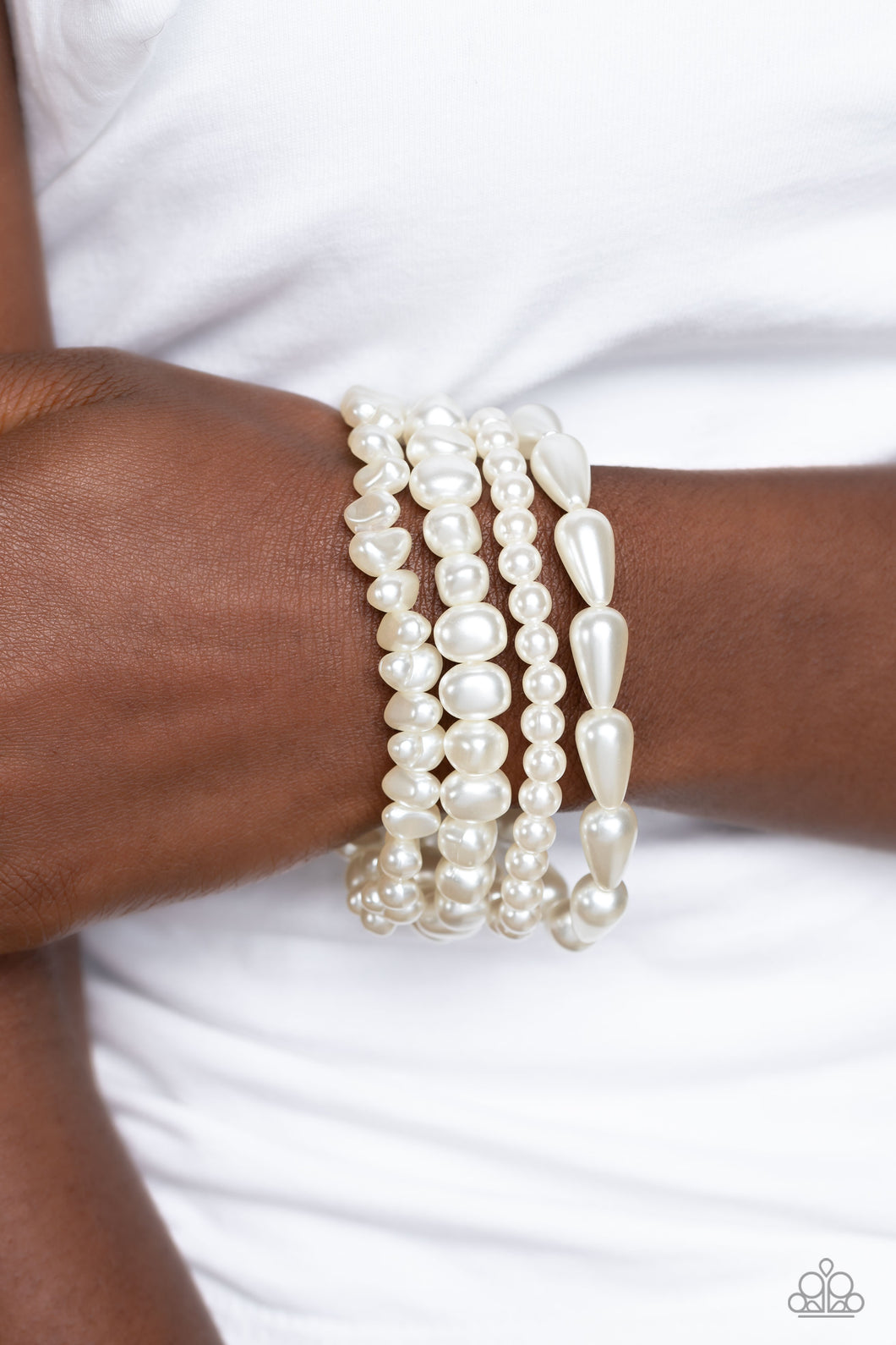 Gossip PEARL - White Paparazzi Accessories