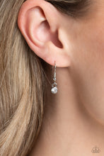 Load image into Gallery viewer, Daisy Diva - Purple Paparazzi Accessories