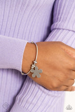 Load image into Gallery viewer, Comber Canvas Silver Floral Cuff Bracelet Paparazzi Accessories