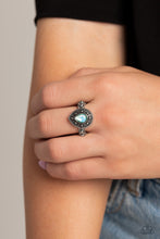 Load image into Gallery viewer, Opera Showcase - Green Paparazzi Accessories