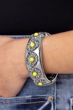 Load image into Gallery viewer, Taking FLORAL - Green Paparazzi Accessories