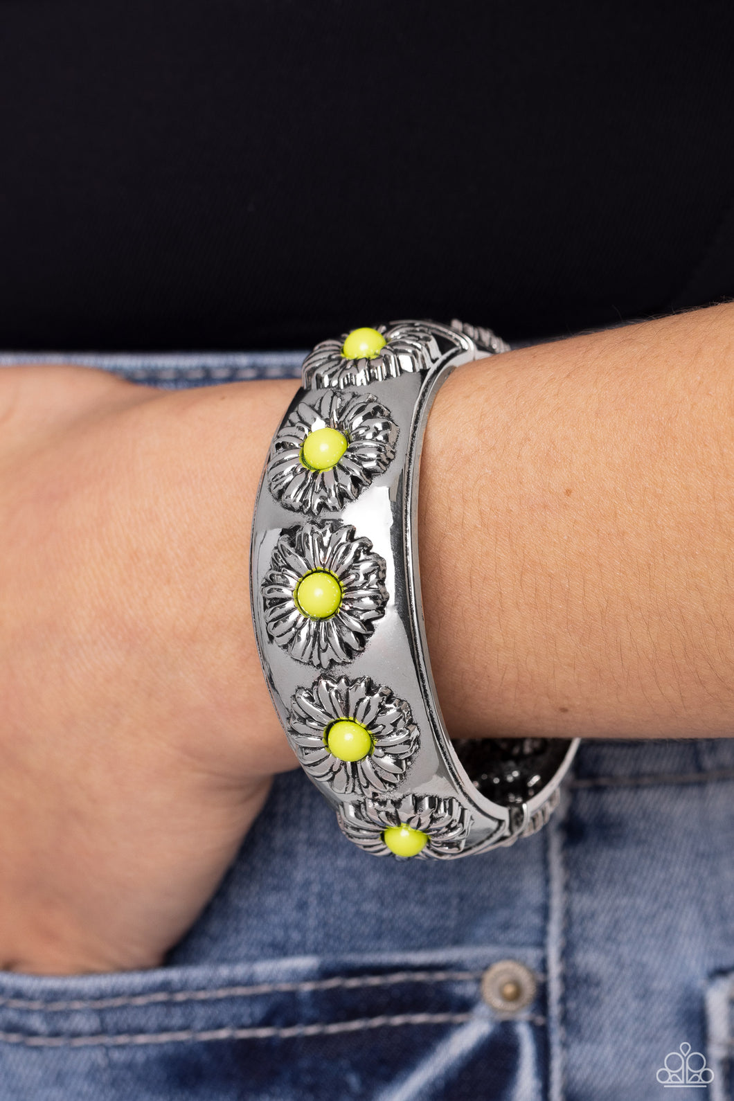 Taking FLORAL - Green Paparazzi Accessories