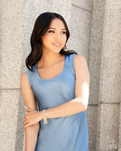 Load image into Gallery viewer, Elusive Elegance - Gold Paparazzi Accessories