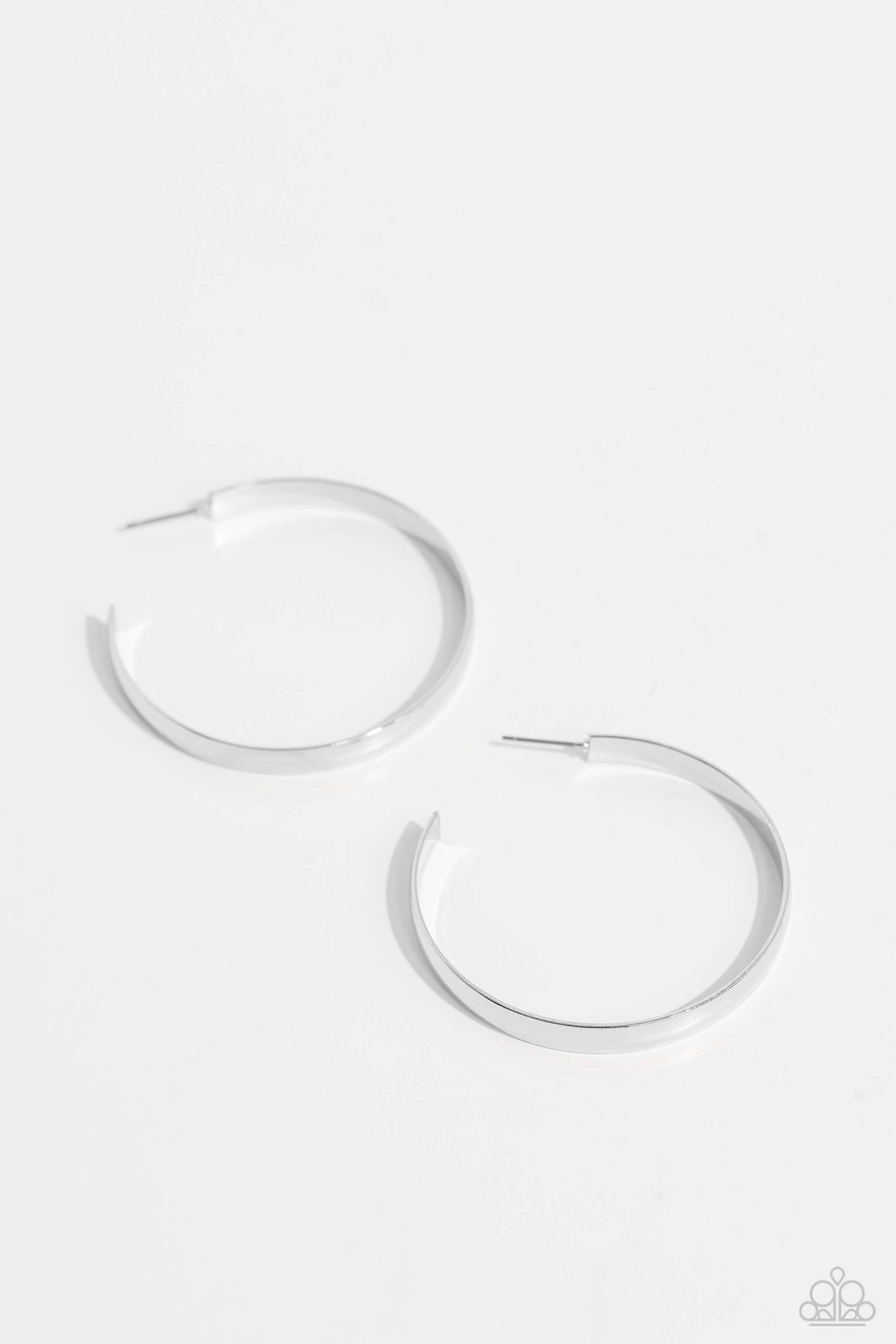 Sleek Symmetry - Silver Paparazzi Accessories