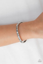 Load image into Gallery viewer, Malibu Marvelous White Bracelet Paparazzi Accessories